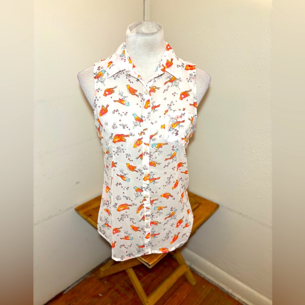 SO Heritage Sleeveless Chiffon Bird Blouse